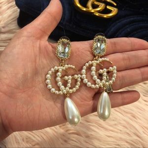 pearl gg earrings
